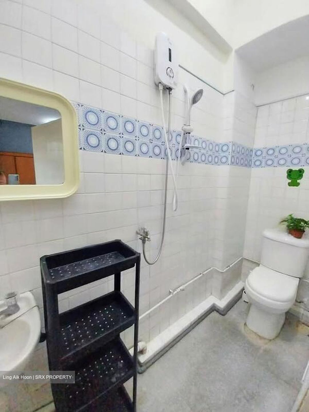 Queensway Tower / Queensway Shopping Centre (D3), Apartment #449054421